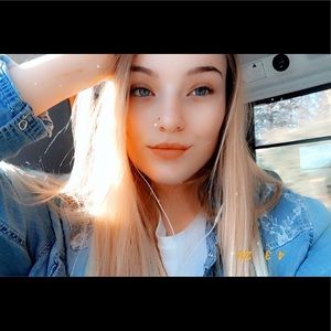 Meet your Posher, Annmarie